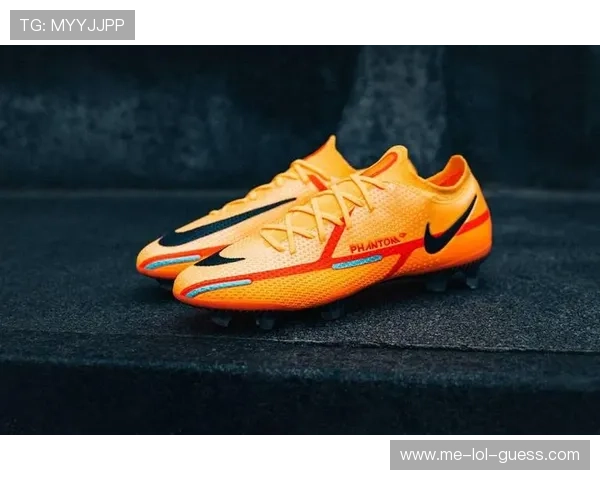 Nike GT足球鞋是哪个球星的专属鞋款揭秘与科技创新分析 Nike GT足球鞋是哪个球星的专属鞋款揭秘与科技创新分析